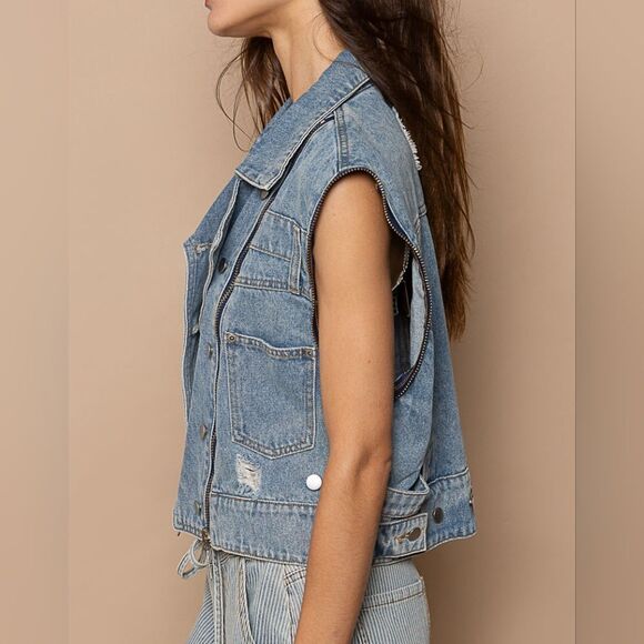I'm Taken ⭐️POL Cropped Denim Zipper Accent Removable Sleeve Women's Jacket - Picture 4 of 7